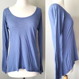Athleta Heathered Blue Hi-lo Top
